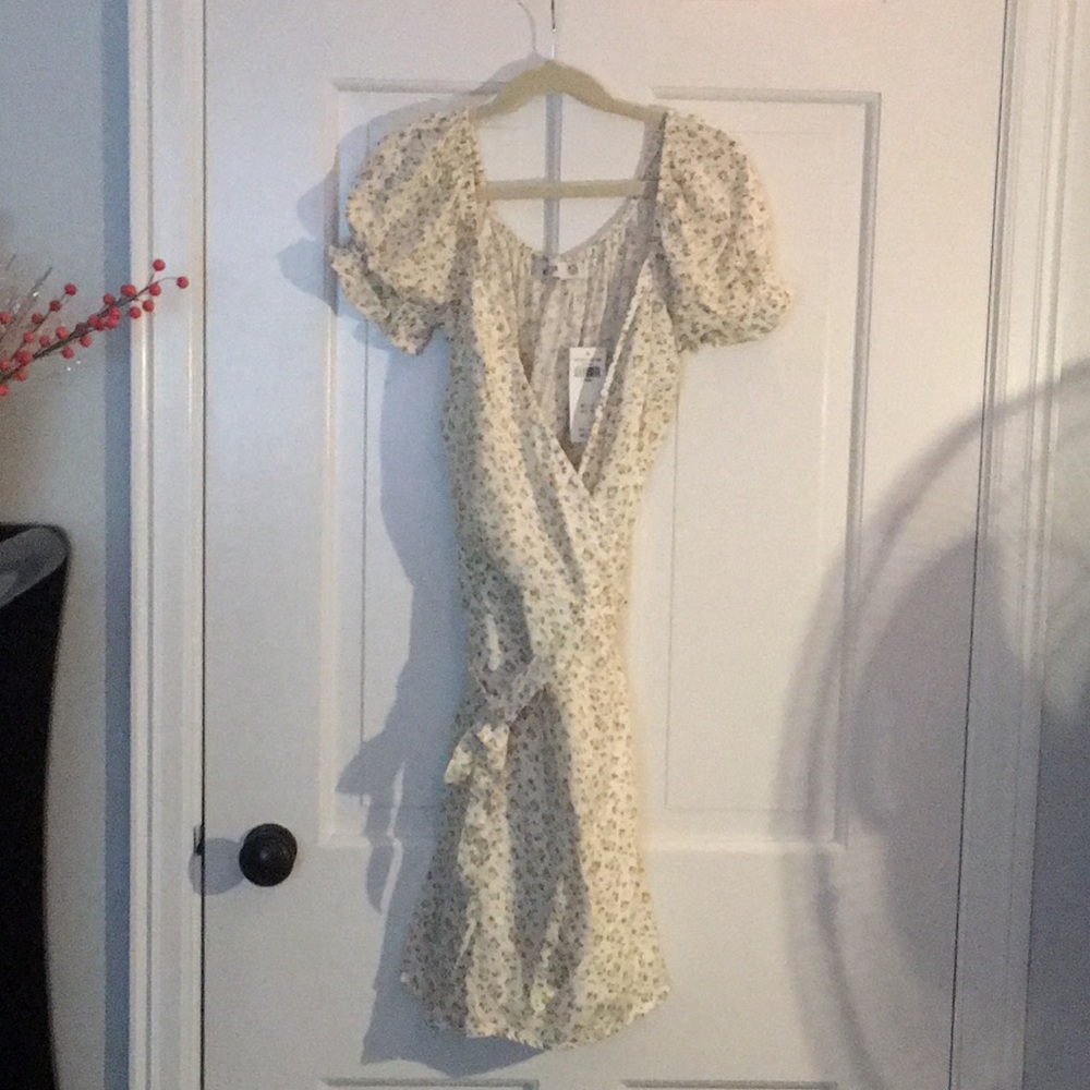 NWT Hollister wrap dress XS